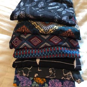 Seven pair of LuLaRoe leggings in OS